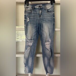 Cello Women’s Ankle Cropped Distressed Stretchy Denim Jeans Size 5